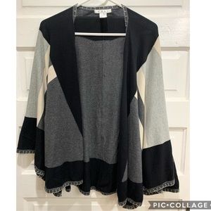 Cabi Black Gray Cape One Size